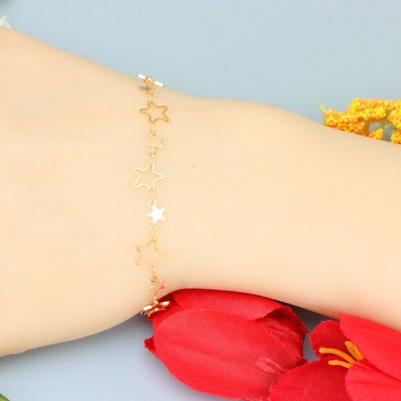 "Elegant & Trendy Bracelet, A Perfect Gift for Women, Thoughtful, EVCH1593 - Picture 6 of 10